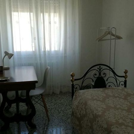 Апартаменты Casa Chiara Сан-Бенедетто-дель-Тронто Экстерьер фото