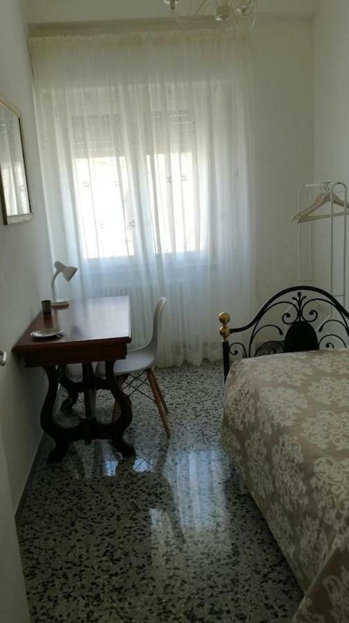Апартаменты Casa Chiara Сан-Бенедетто-дель-Тронто Экстерьер фото